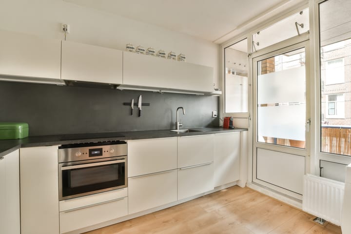 Foto 3 van Madurastraat 9-A