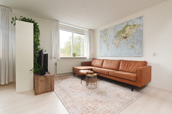 Foto 5 van J.C. van der Lansstraat 10