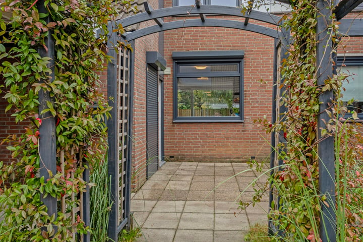 View photo 5 of Polluxstraat 12