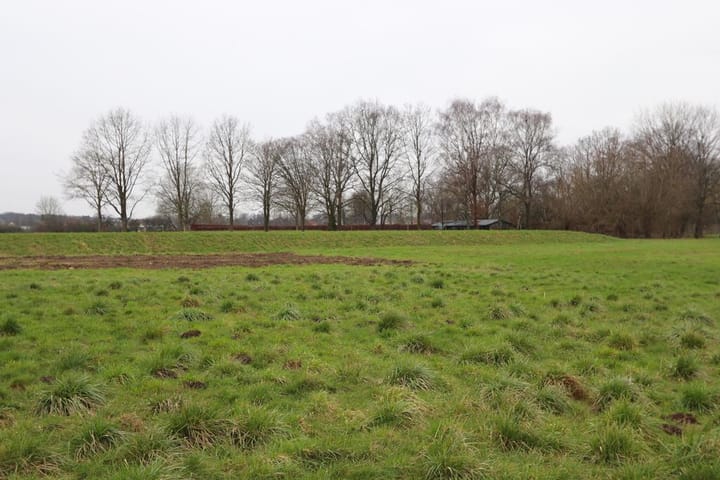 Foto 4 van Bouwkavel Veerweg 5