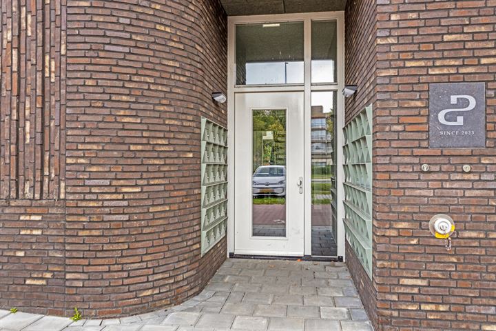 Bekijk foto 2 van Lekstraat 163