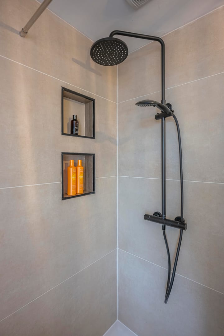 Foto 22 van Eurenderweg 43