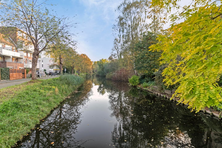 Bekijk foto 30 van Heelmeesterstraat 45