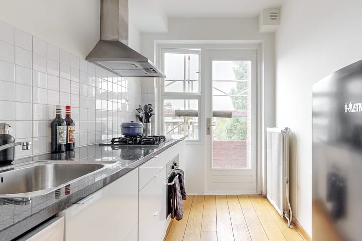 Foto 12 van Watteaustraat 13-4