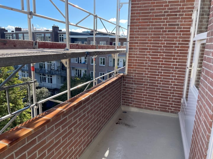 Foto 25 van Watteaustraat 13-4