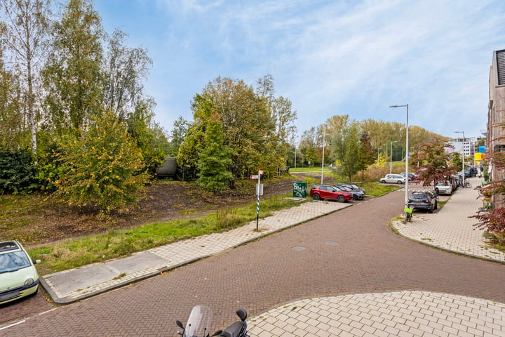 Bekijk foto 33 van IJsselmeerstraat 76-A