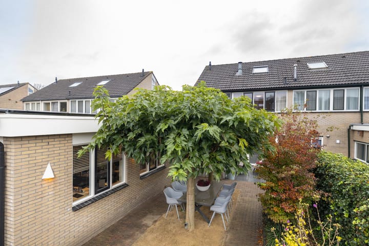 Foto 2 van Mensinge 12