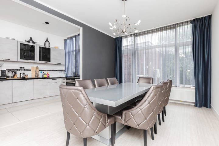 Foto 9 van Weimarstraat 242