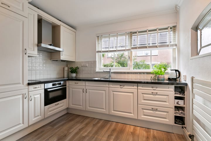 Foto 14 van Winand Staringstraat 23