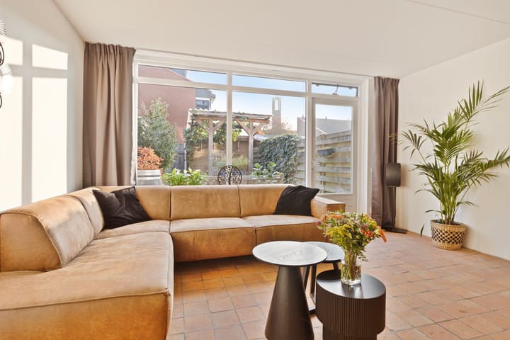 Foto 2 van Karekiethof 9