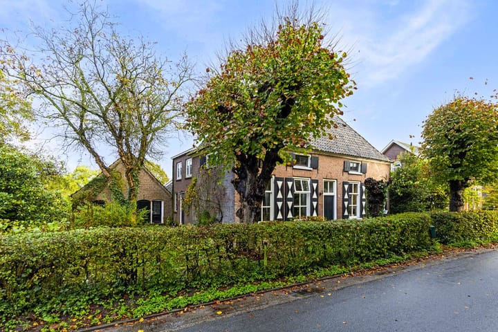 Photo 2 of Kerkstraat 7