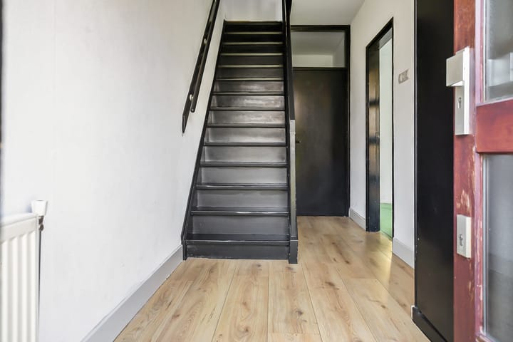 Foto 4 van Van den Berghlaan 351