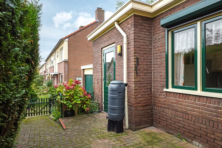 Foto 47 van Moeshofweg 2