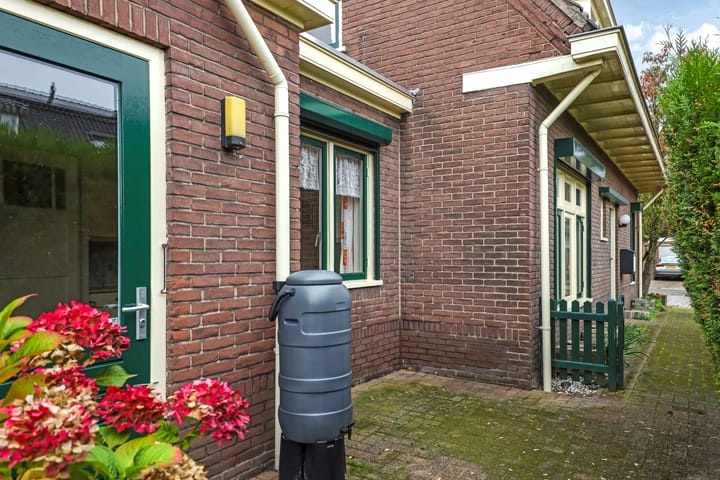 Foto 48 van Moeshofweg 2