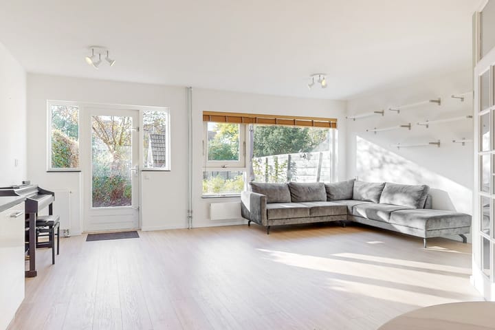 Foto 2 van Klagerstuin 99