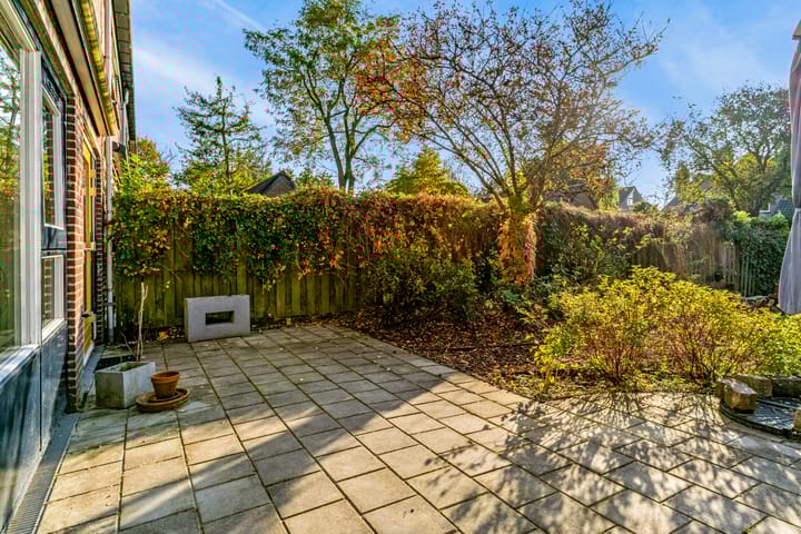 Foto 23 van Klagerstuin 99