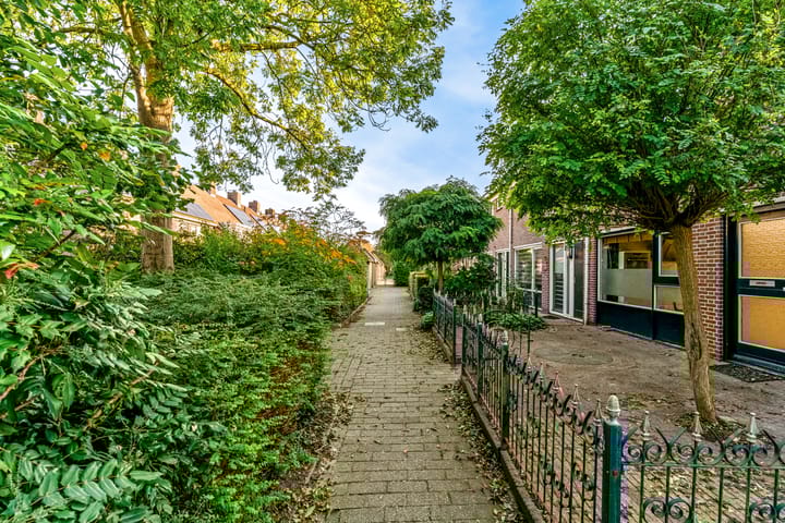 Foto 25 van Klagerstuin 99