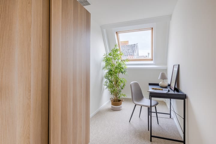 Foto 18 van Tollenstraat 20-B