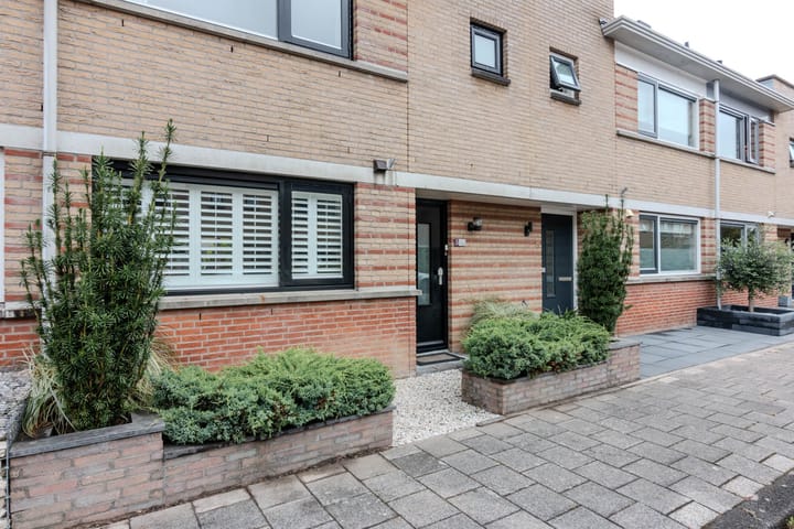 Foto 7 van Jeanne van Schaik-Willingstraat 5