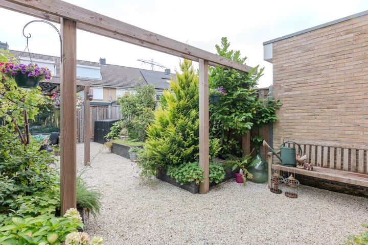 Foto 17 van Jeanne van Schaik-Willingstraat 5