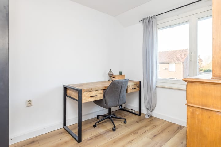 Foto 19 van Beatrixstraat 8