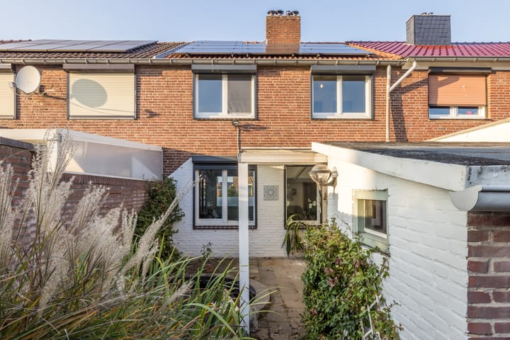 Foto 27 van Beatrixstraat 8