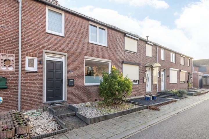 Foto 29 van Beatrixstraat 8