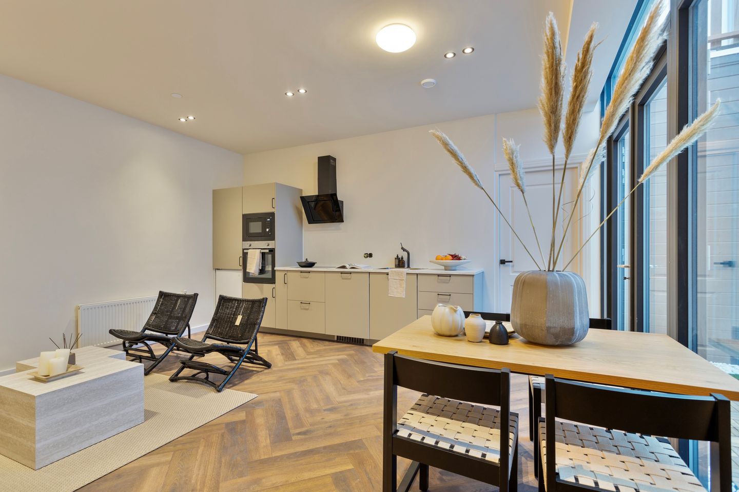 Foto 1 van Deutzstraat 6-A