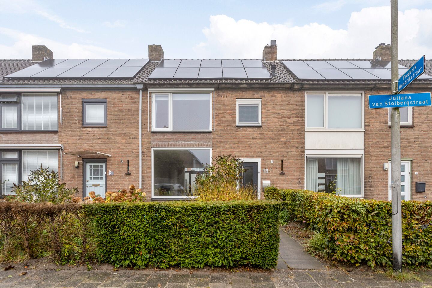 Foto 1 van Juliana van Stolbergstraat 18