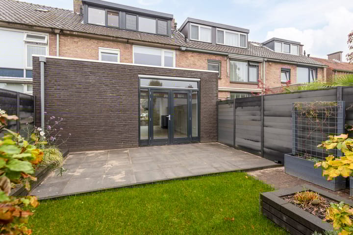 Foto 30 van Juliana van Stolbergstraat 18