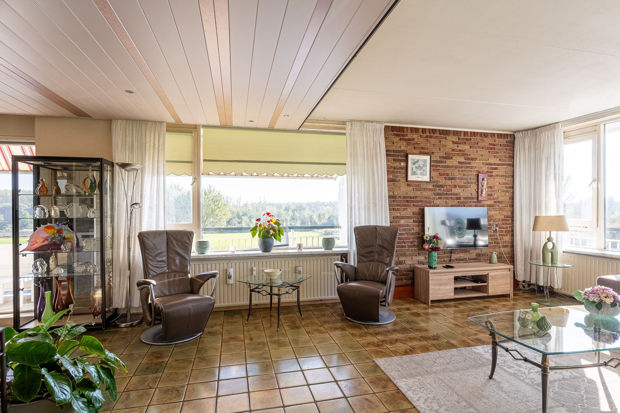 Foto 9 van Tooroplaan 56