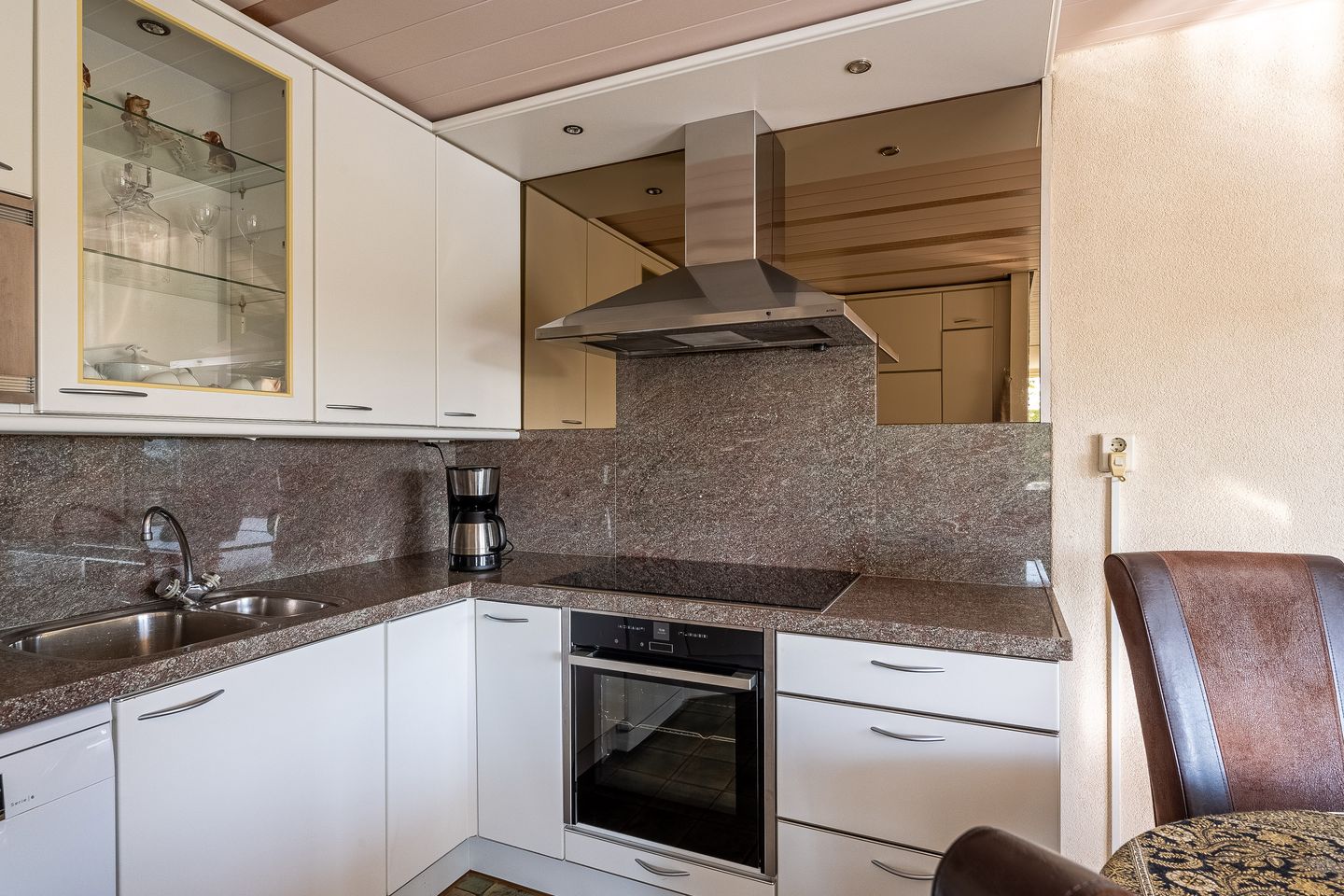 Foto 14 van Tooroplaan 56