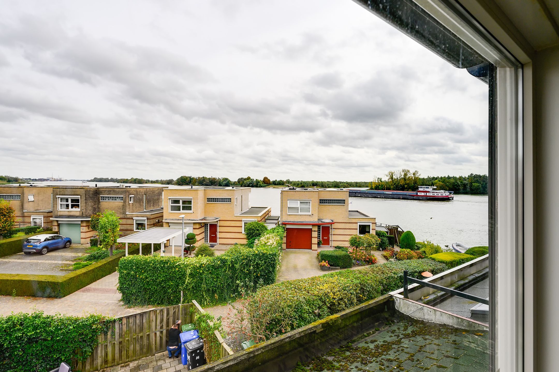 Photo 36 of Rivierdijk 28