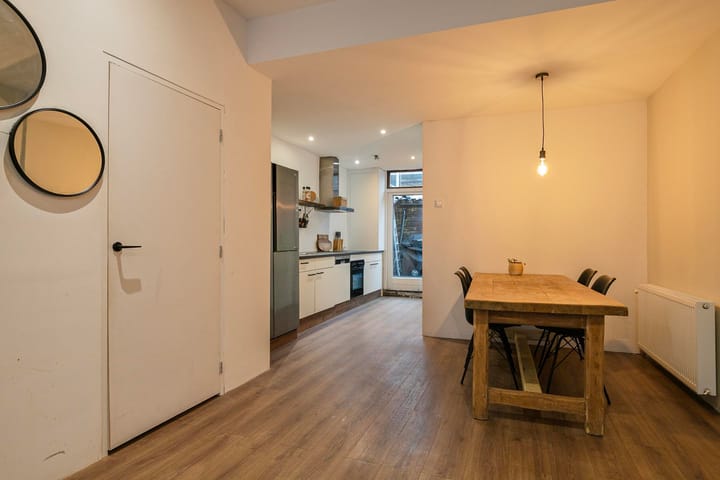 Foto 14 van Middelharnissestraat 7