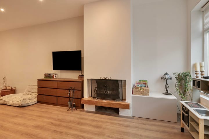 Foto 10 van Middelharnissestraat 7