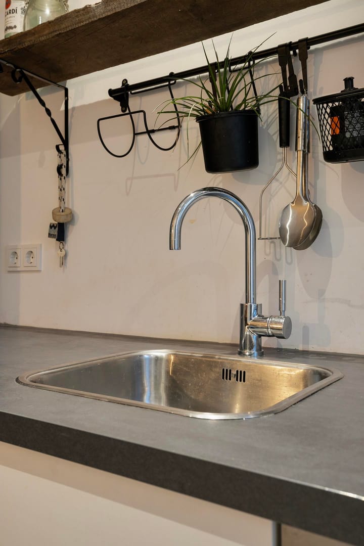 Foto 17 van Middelharnissestraat 7