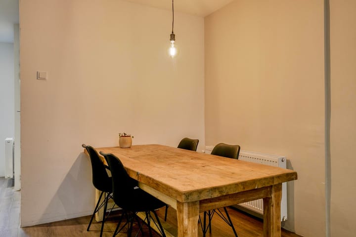 Foto 15 van Middelharnissestraat 7