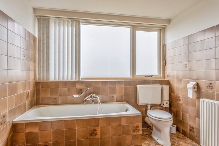 Foto 21 van Floralaan 1