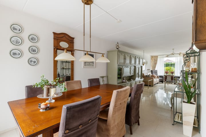 Foto 3 van Krulmos 1