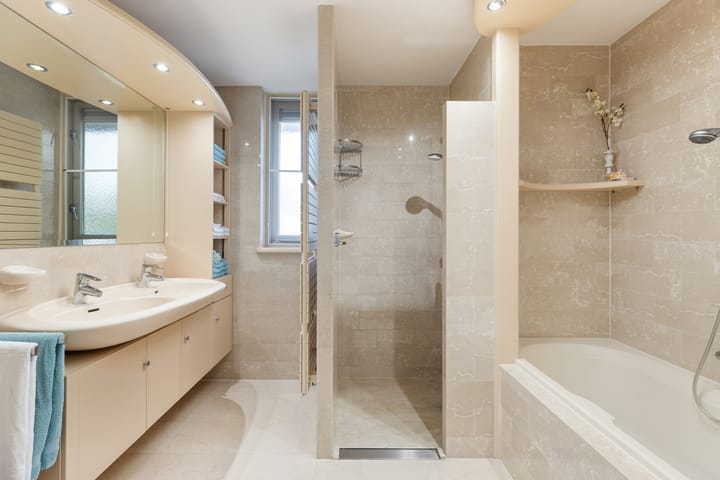 Photo 39 of Krulmos 1