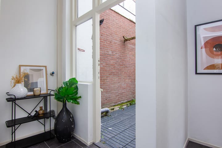Photo 21 of Jan Nieuwenhuijzenstraat 21