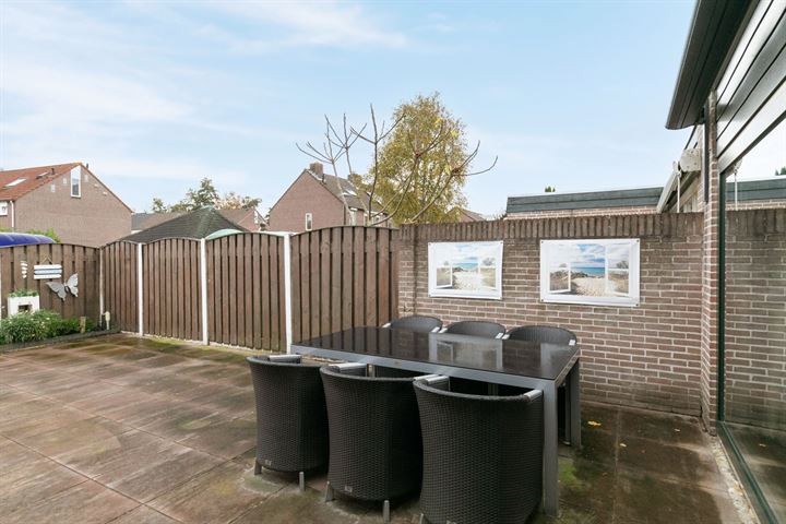 View photo 39 of Lindonklaan 5