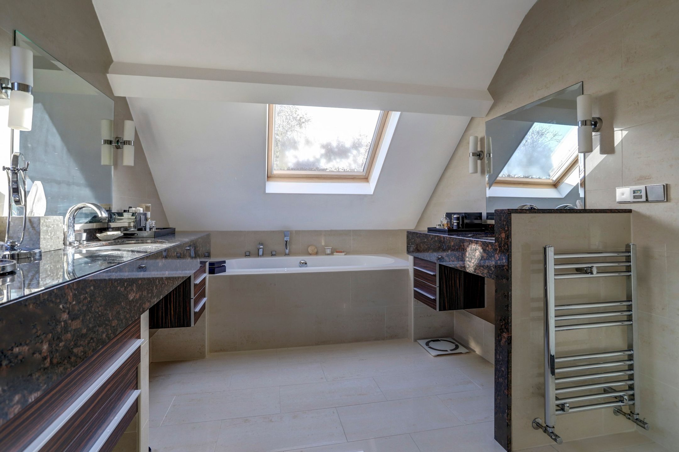 Foto 24 van Anemoonstraat 10