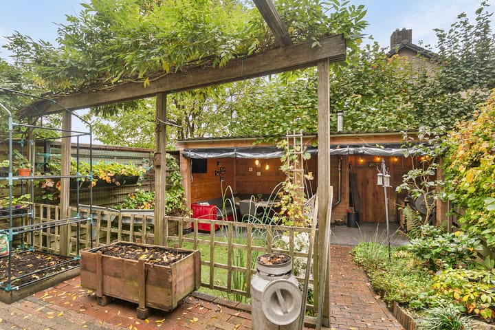 Foto 25 van Hoofdweg 4