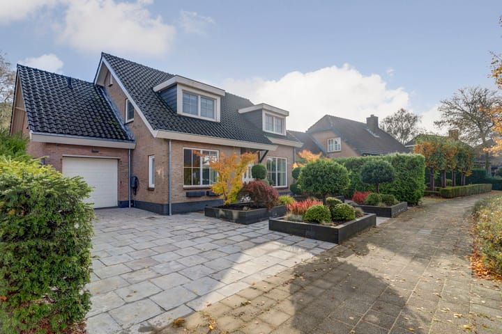 Foto 43 van Anemoonstraat 10