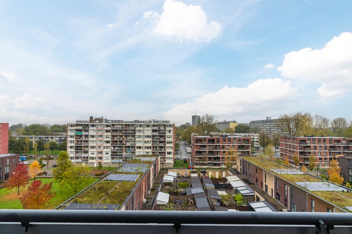 View photo 11 of Sem Dresdenplein 143