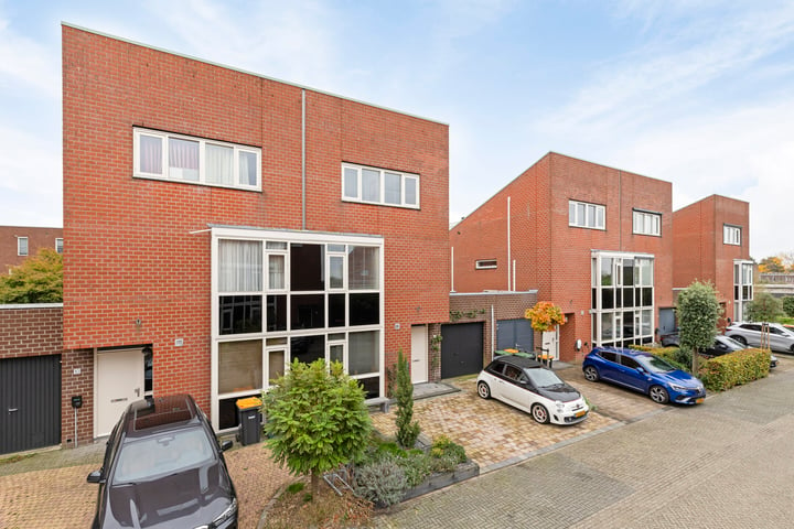 Bekijk foto 38 van Lekstraat 8