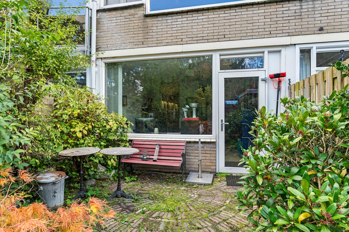 Bekijk foto 37 van De Colignystraat 3