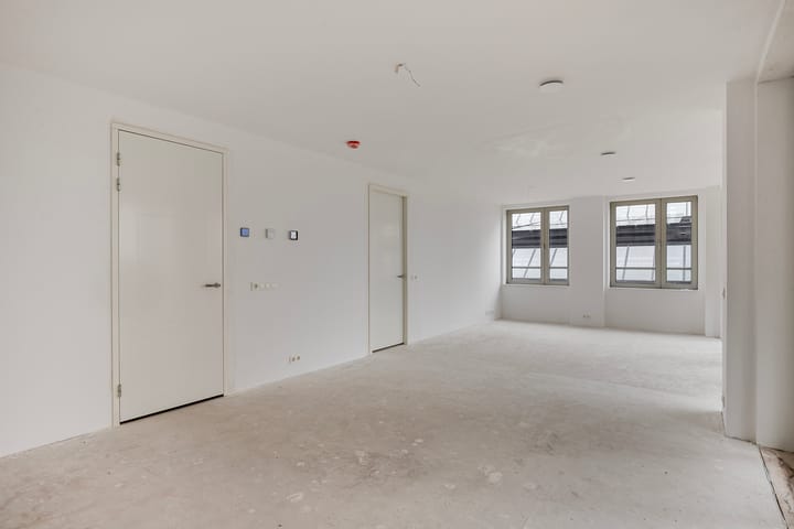 Foto 7 van Oostenburgermiddenstraat 467