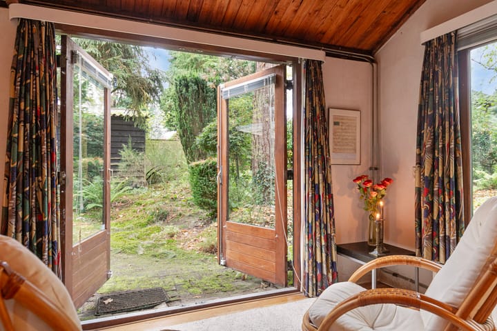 Foto 18 van Julianalaan 34